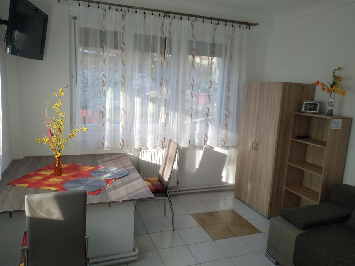 Fuege Vendeghaz Otel Miskolc Dış mekan fotoğraf