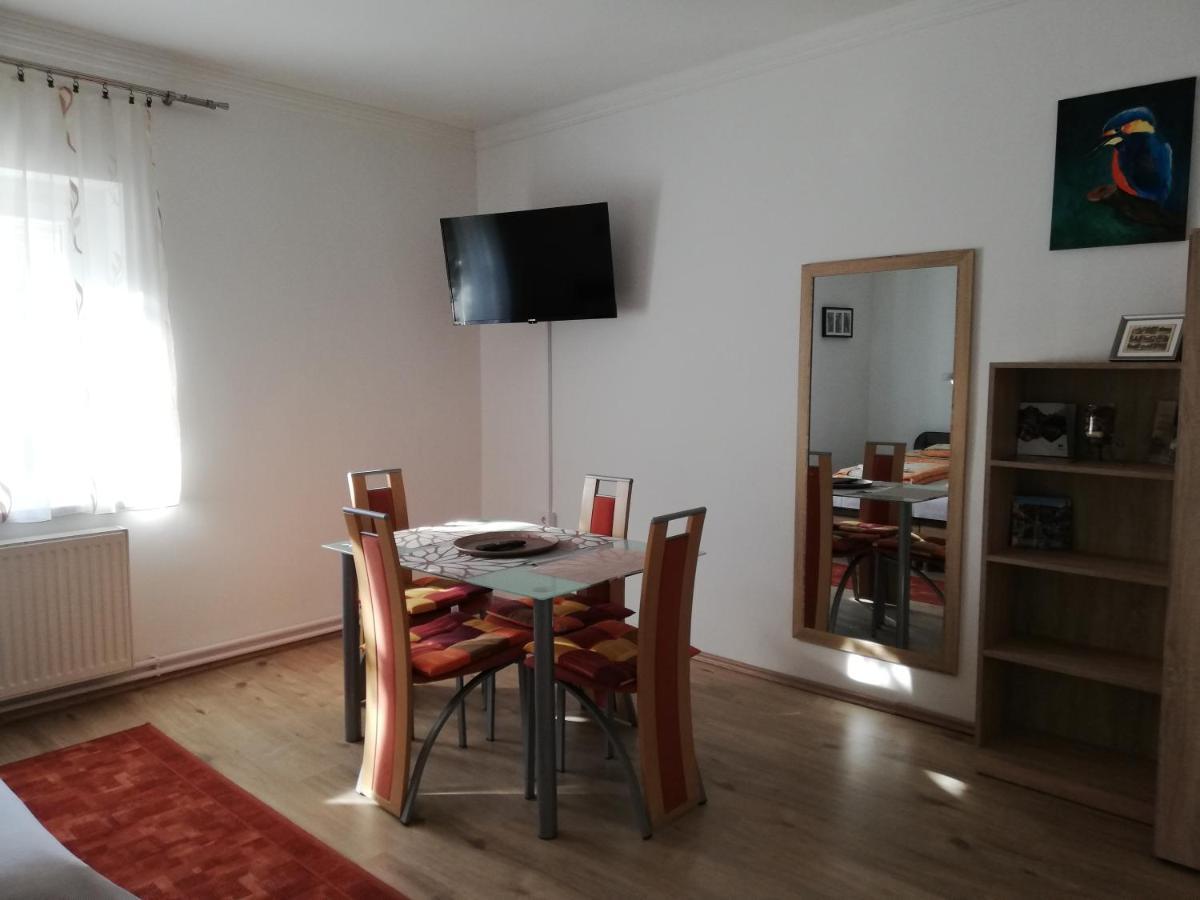 Fuege Vendeghaz Otel Miskolc Dış mekan fotoğraf