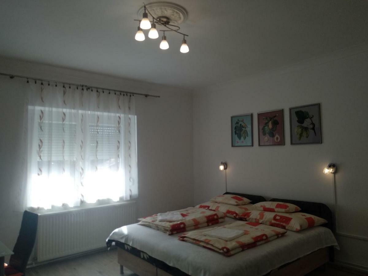 Fuege Vendeghaz Otel Miskolc Dış mekan fotoğraf
