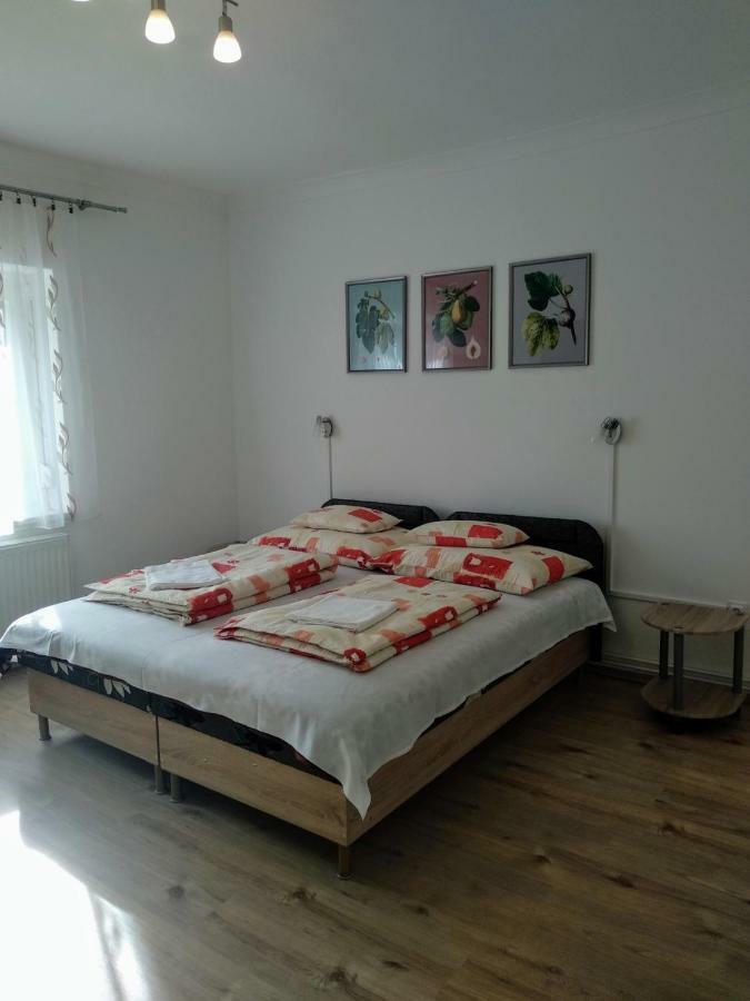 Fuege Vendeghaz Otel Miskolc Dış mekan fotoğraf