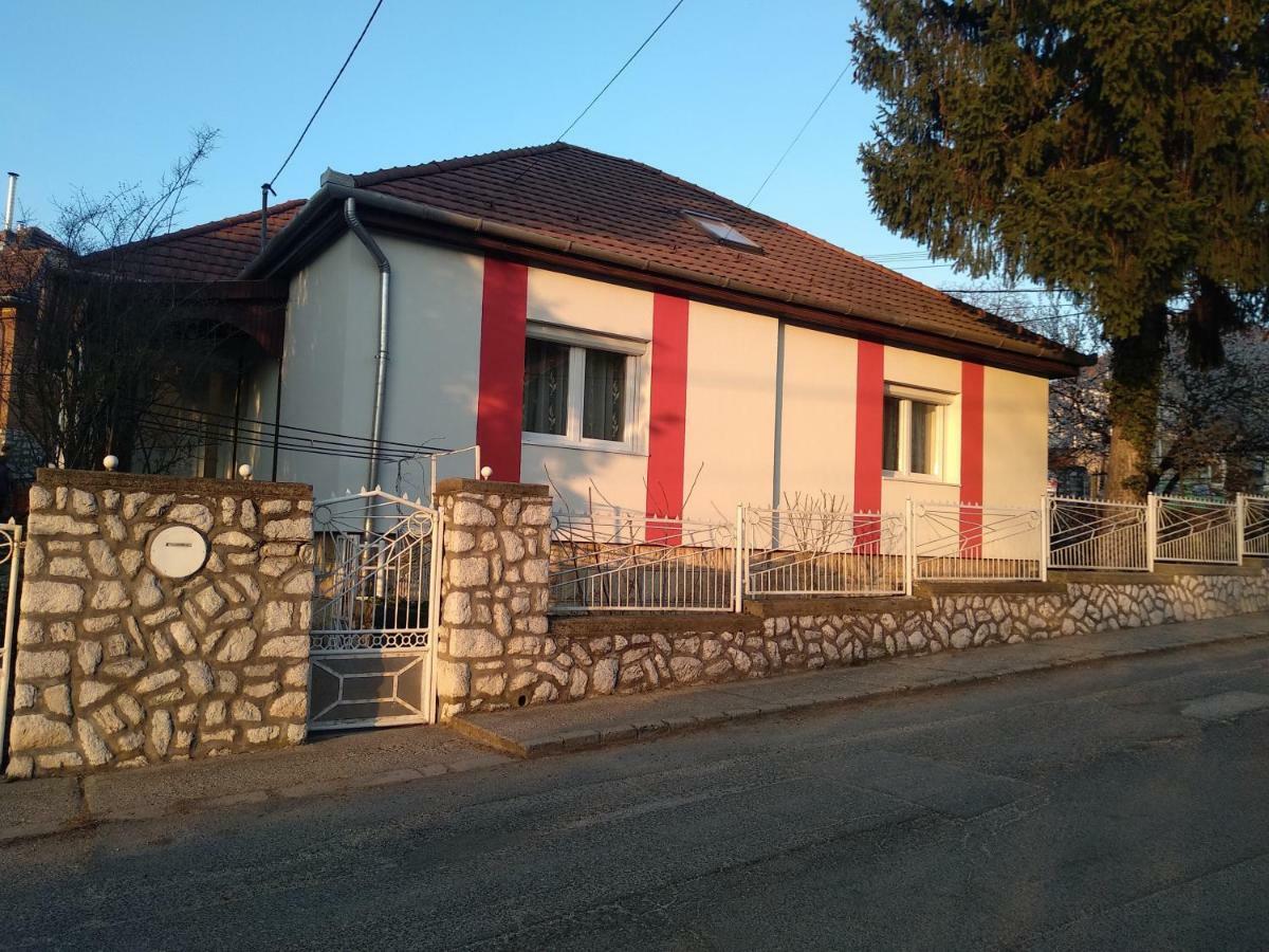 Fuege Vendeghaz Otel Miskolc Dış mekan fotoğraf